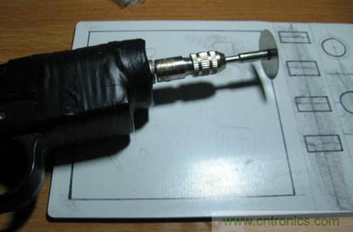 可調電源DIY：打孔，開槽