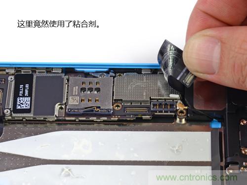 內(nèi)部能否出“彩”？“五彩機身”iPhone 5C拆解揭秘
