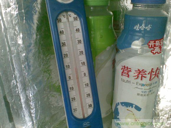 牛人DIY:百元自制車(chē)載冰箱