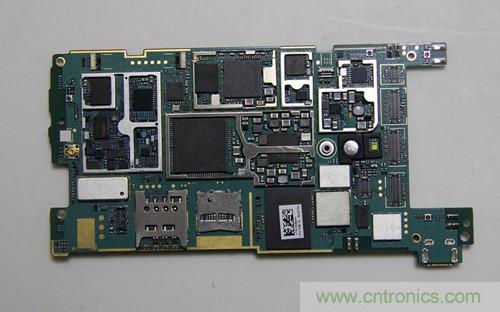 拆解4G新機索尼M35t：用料十足，易于維修
