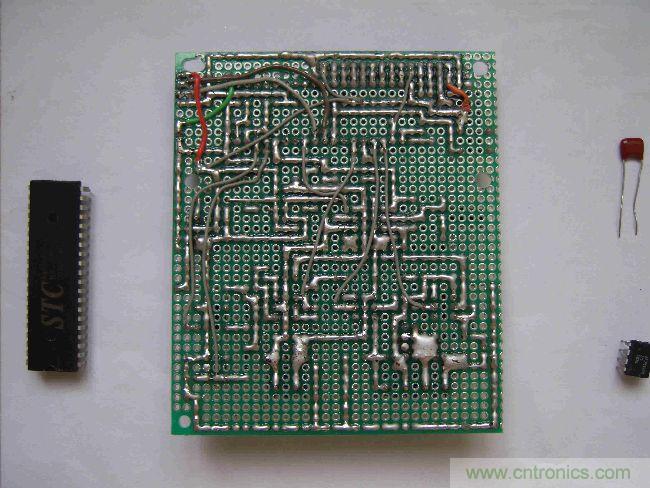 DIY集電容、電感和頻率為一體的測量儀器