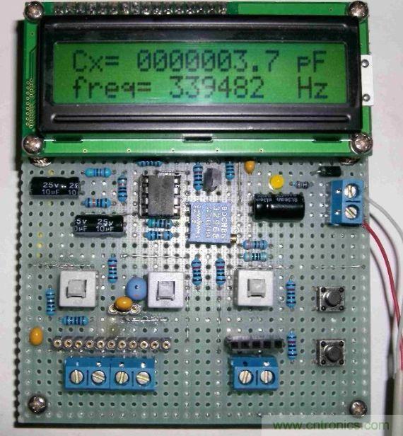 DIY集電容、電感和頻率為一體的測量儀器