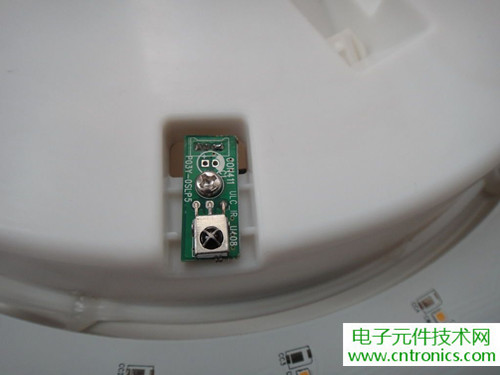 高端大氣上檔次！智能遙控調(diào)光LED吸頂燈拆解