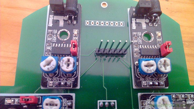 牛人力作！PCB版藍(lán)牙智能小車DIY