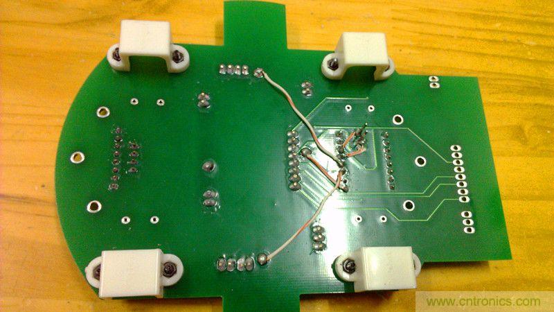 多圖殺貓！PCB版藍(lán)牙智能小車DIY