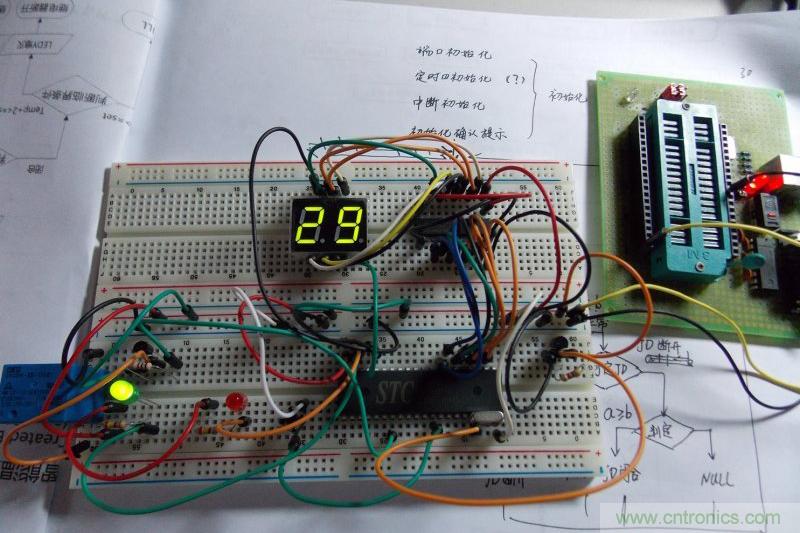牛人全手工DIY:微電腦智能溫控市電開關(guān)