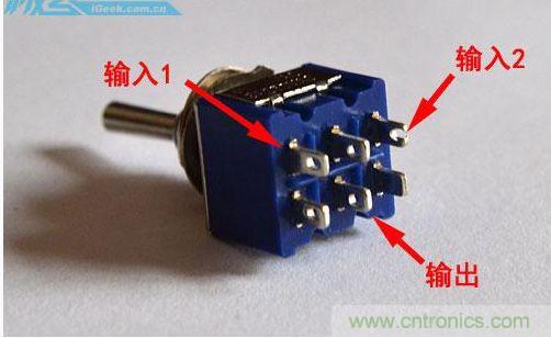 DIY：自制超炫音頻分配器，實(shí)現(xiàn)音箱共用