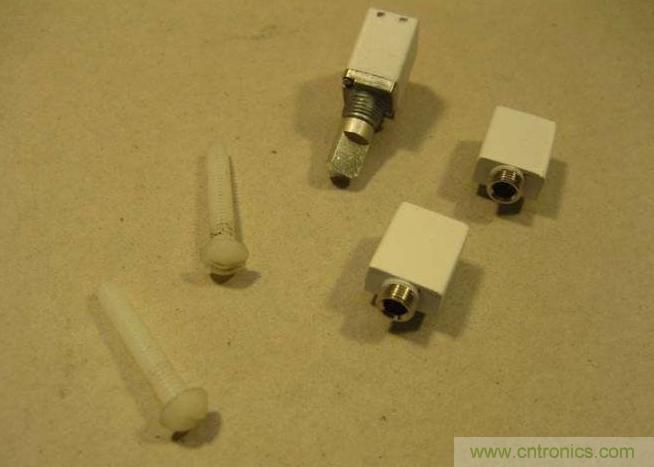 我就是這么牛！DIY IPod 耳放!