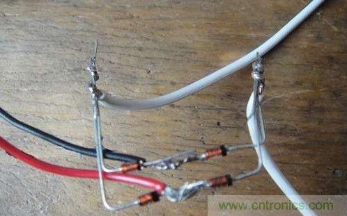 創(chuàng)意DIY！迷你風(fēng)力發(fā)電機(jī)！
