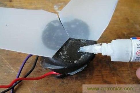 創(chuàng)意DIY！迷你風(fēng)力發(fā)電機(jī)！