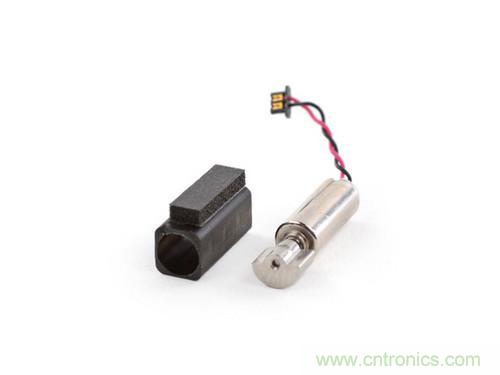 牛人強拆！新HTC One(M8)真機精密做工難修理