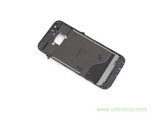 牛人強拆！新HTC One(M8)真機精密做工難修理