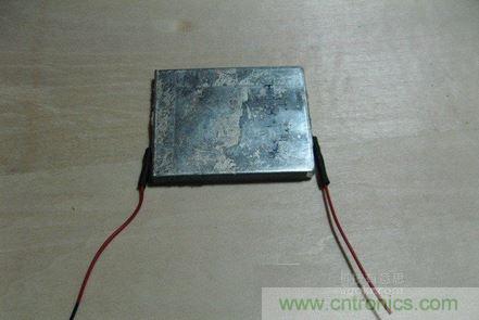 DIY頭戴式藍(lán)牙耳機(jī)，