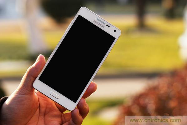 拆解狂魔荼毒新機三星金屬Galaxy A5，看槽點在何方？