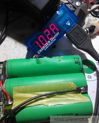 一拆便知！移動電源充電電流如何改造？