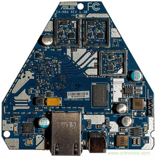 圖2：PCB為藍(lán)色的v1.3版本。