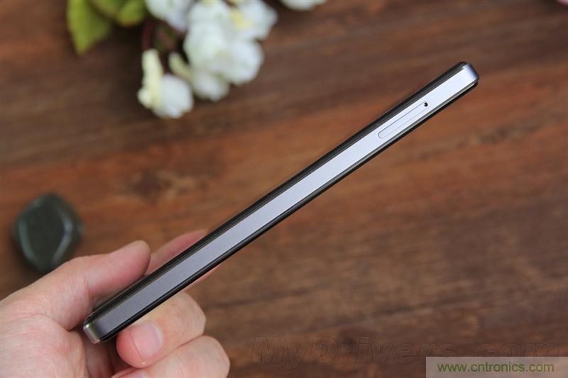無邊框的 nubia Z9 ，一款既有驚喜，又有驚艷的智能手機(jī)