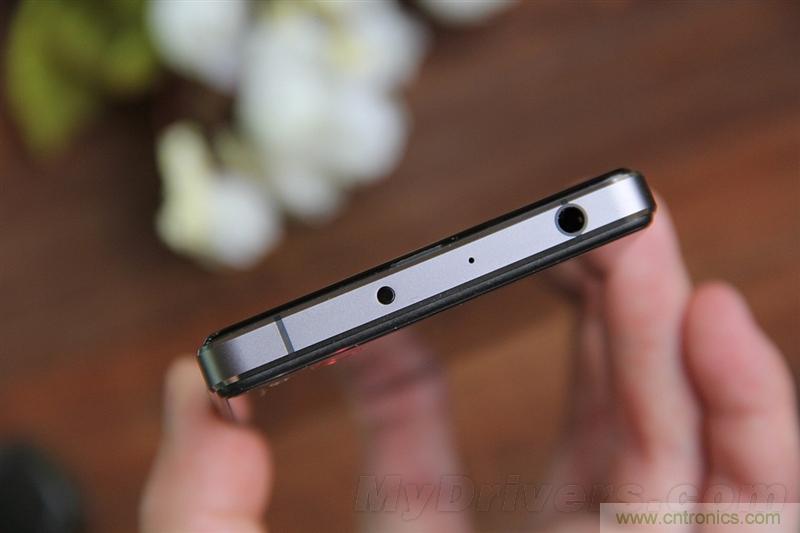無邊框的 nubia Z9 ，一款既有驚喜，又有驚艷的智能手機(jī)