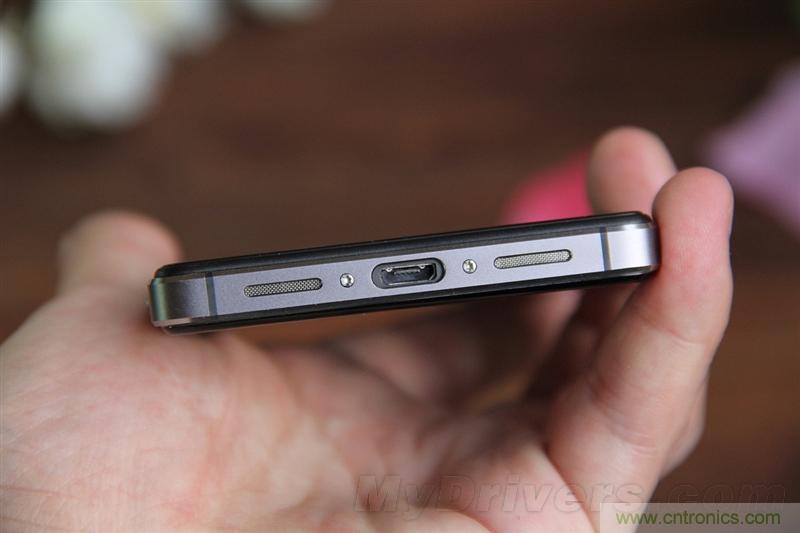 無邊框的 nubia Z9 ，一款既有驚喜，又有驚艷的智能手機(jī)