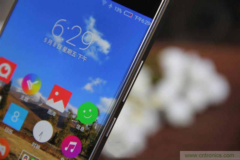 無邊框的 nubia Z9 ，一款既有驚喜，又有驚艷的智能手機(jī)