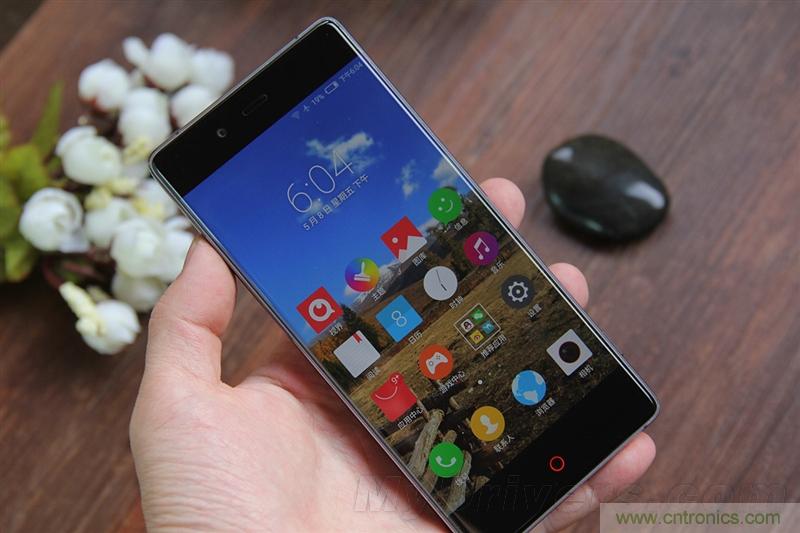無邊框的 nubia Z9 ，一款既有驚喜，又有驚艷的智能手機(jī)