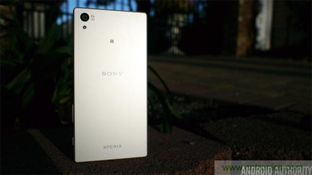 傳奇索尼，憑借Sony Xperia Z5能否在移動市場奪得一席之地？
