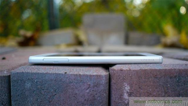 傳奇索尼，憑借Sony Xperia Z5能否在移動市場奪得一席之地？