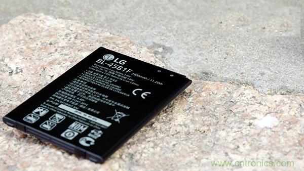 業(yè)界良心 LG V10 評測:剛毅、冷峻，不失人性化
