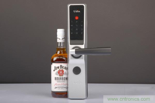 丟了鑰匙照樣進(jìn)家門 友迪斯摸摸鎖M1初識(shí)評(píng)測