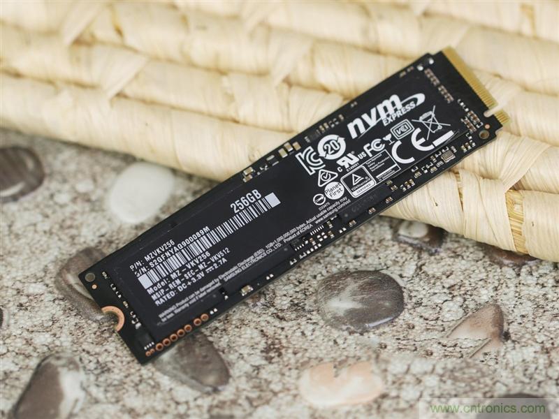 真的性能過(guò)剩？揭秘 CPU 對(duì) SSD 的影響