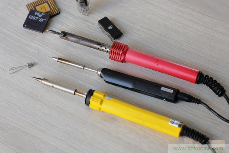 一款能喚起 70 后工程師朋友“童年趣事”的迷你電烙鐵！