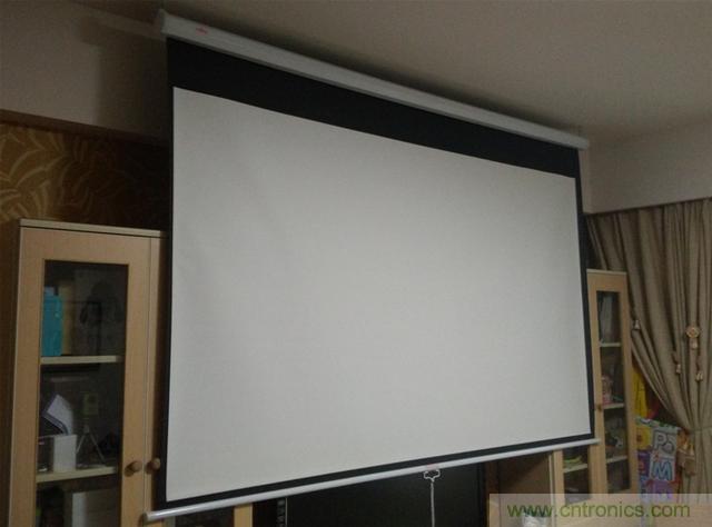 無屏電視時代已然來臨，客廳你做好準備了嗎？