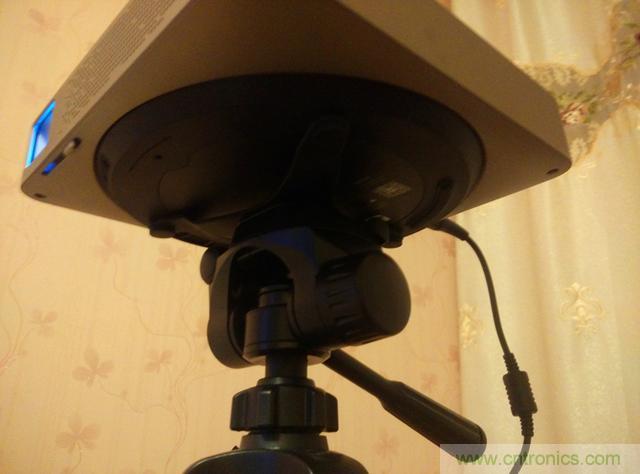 無屏電視時代已然來臨，客廳你做好準備了嗎？