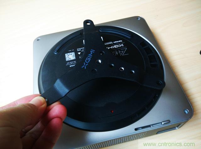 無屏電視時代已然來臨，客廳你做好準備了嗎？