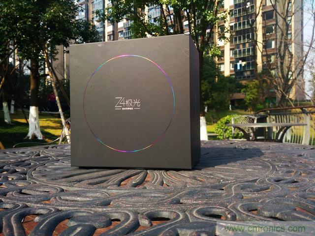 無屏電視時代已然來臨，客廳你做好準備了嗎？