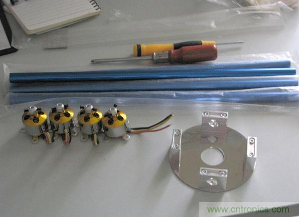 無人機 DIY 制作全過程，酷得不要不要的！