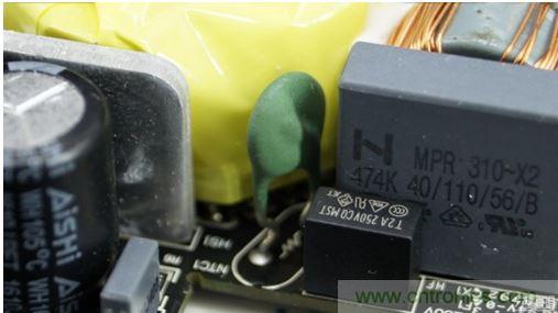 69元小米4口USB充電器詳細拆解，看完你也能DIY一個