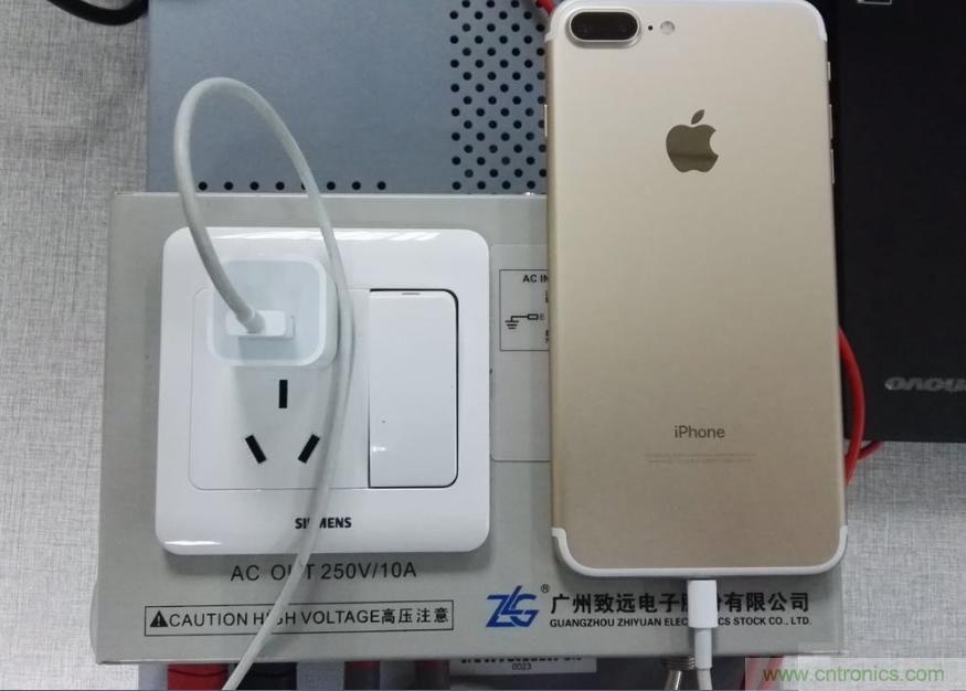 “瘋7”手機(jī)充電實(shí)測(cè)：為何沿用傳統(tǒng)充電模式？
