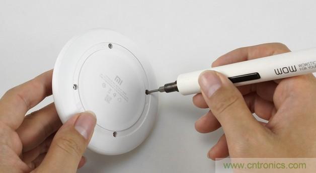 拆解對比：系出同門，小米、紫米無線充電器的差別有多大？
