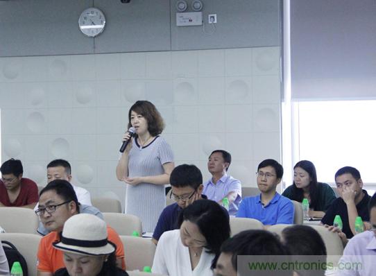 長江商學(xué)院教授李洋：企業(yè)應(yīng)該怎樣進(jìn)行品牌建設(shè)和精細(xì)化營銷？
