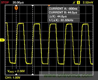 ADuC7026提供可編程電壓，用于評估多電源系統(tǒng)